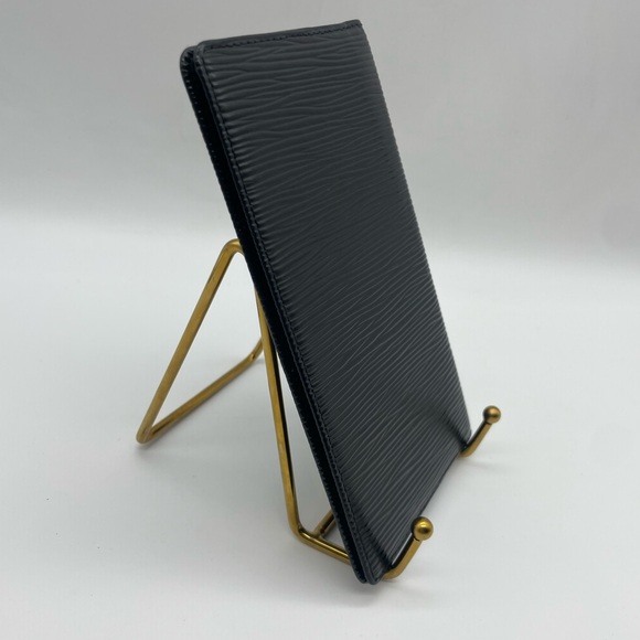 Louis Vuitton Epi Wallet - Picture 3 of 11